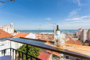 Alfama Vintage Studio Apartment w/ RiverView - by LU Holidays